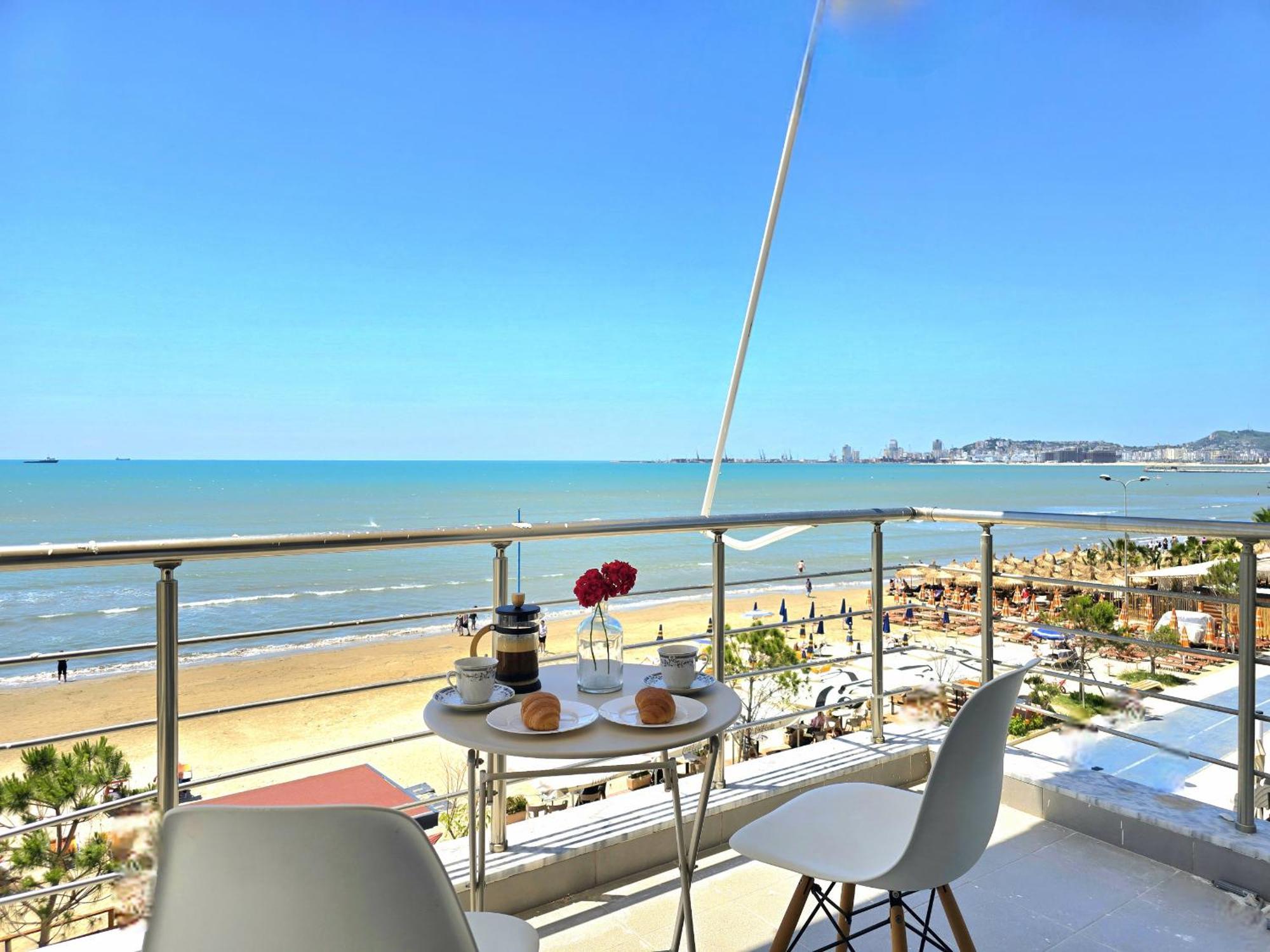 Sea View Apartments In ドゥラス エクステリア 写真