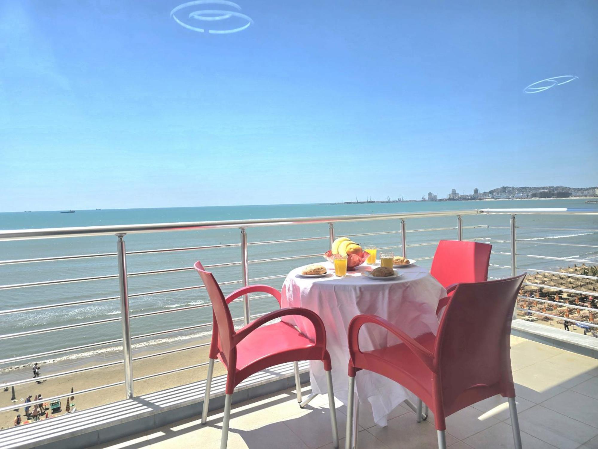Sea View Apartments In ドゥラス エクステリア 写真